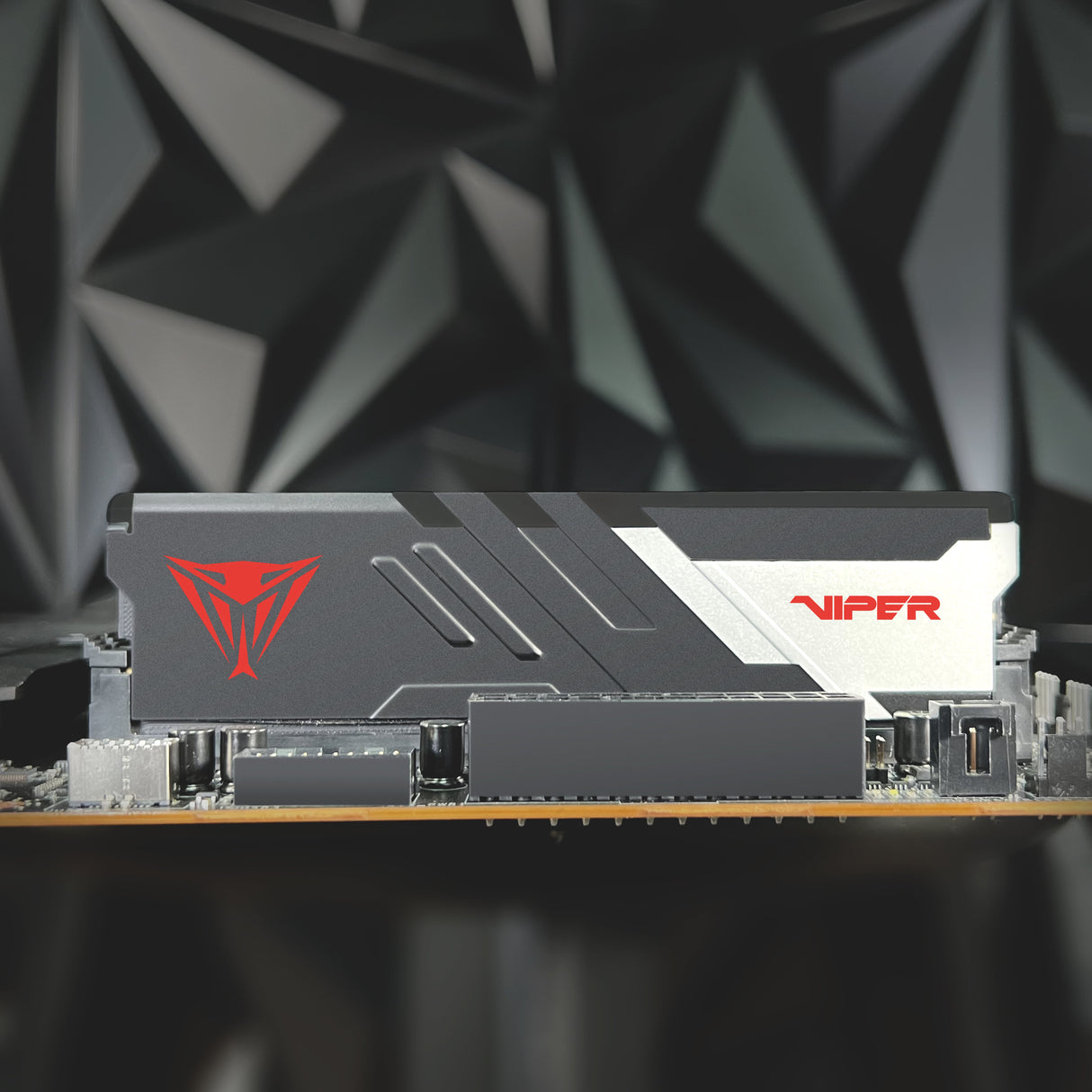 EAN 4711378429183 - Patriot Memory Viper Venom PVV516G60C30 módulo de memoria 16 GB 1 x 16 GB DDR5 6000 MT/s 288-pin DIMM imagen 3