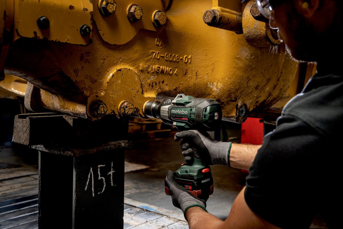 Atornillador De Impacto A Batería Metabo Ssw 18 Ltx 1750 Bl