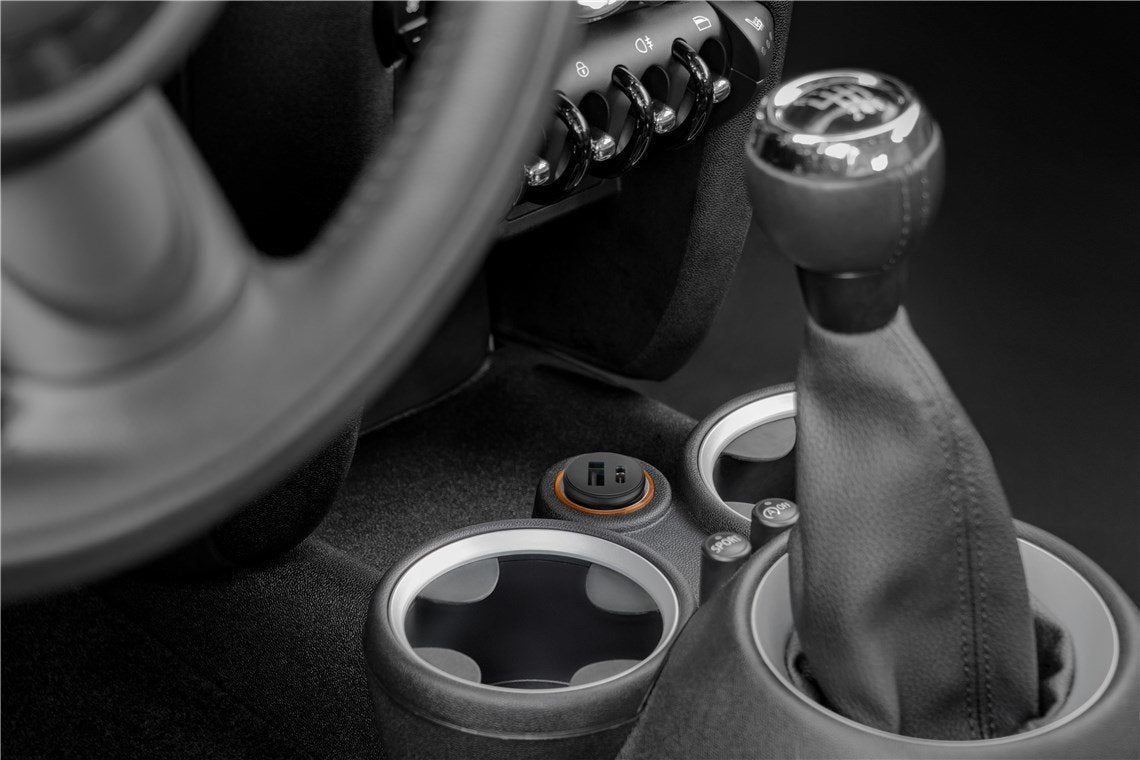 EAN 4040849617393 - Goobay 61739 cargador de dispositivo móvil Smartphone Negro Encendedor de cigarrillos Carga rápida Interi imagen 5