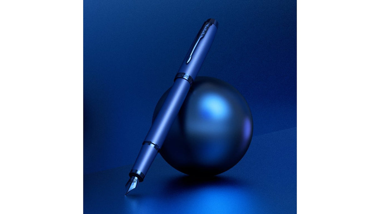 EAN 3026981729645 - Parker IM Monochrome pluma estilográfica Sistema de llenado integrado Azul 1 pieza(s) imagen 10