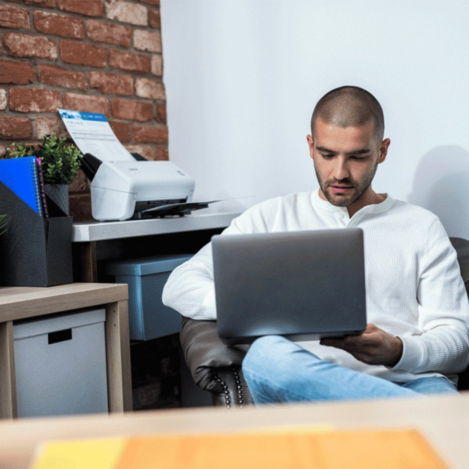 EAN 4977766814515 - Brother ADS-4100 escaner Escáner con alimentador automático de documentos (ADF) 600 x 600 DPI A4 Negro, B imagen 2