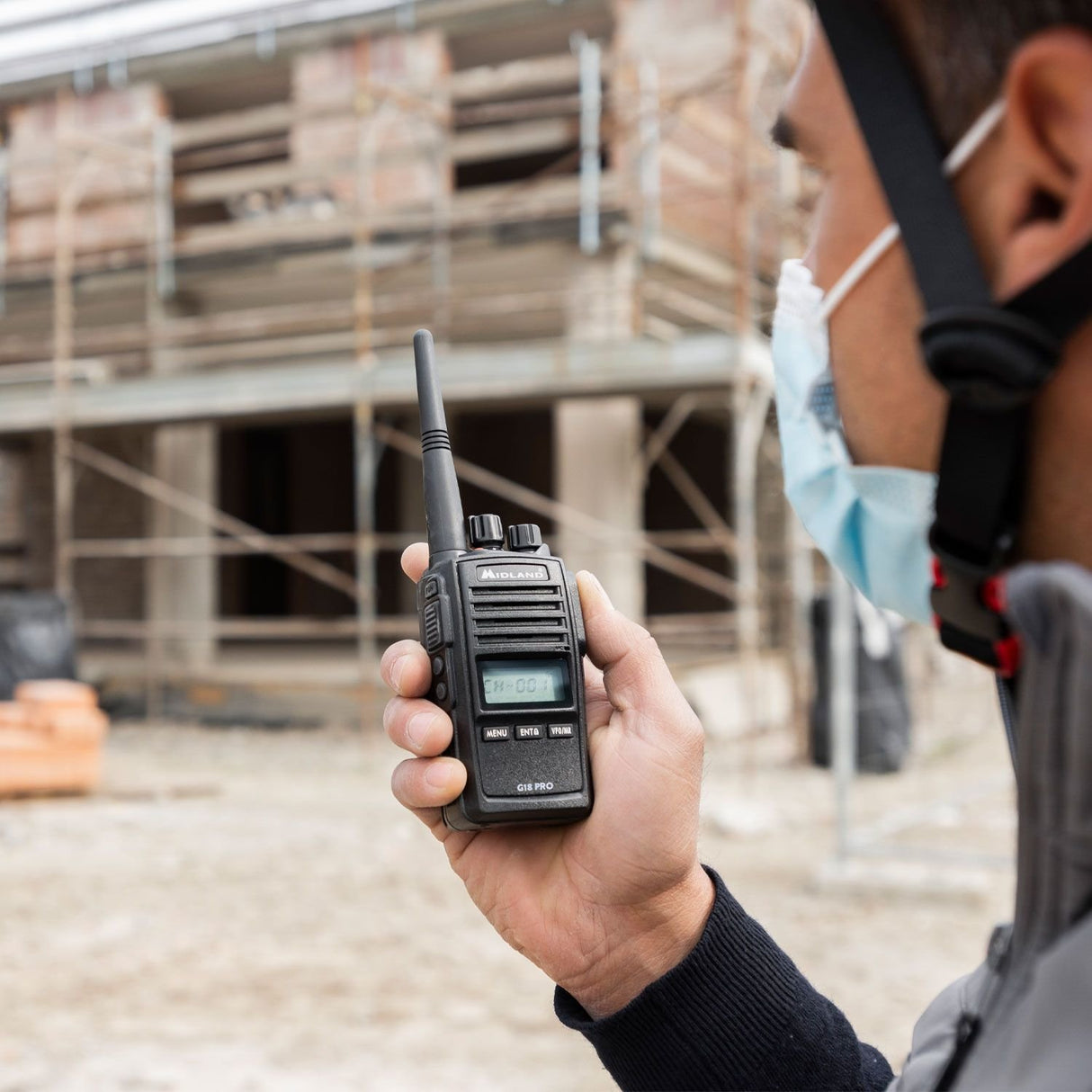 EAN 8011869204517 - Midland G18 Pro two-way radios 99 canales 446.00625 - 446.19375 MHz Negro imagen 8