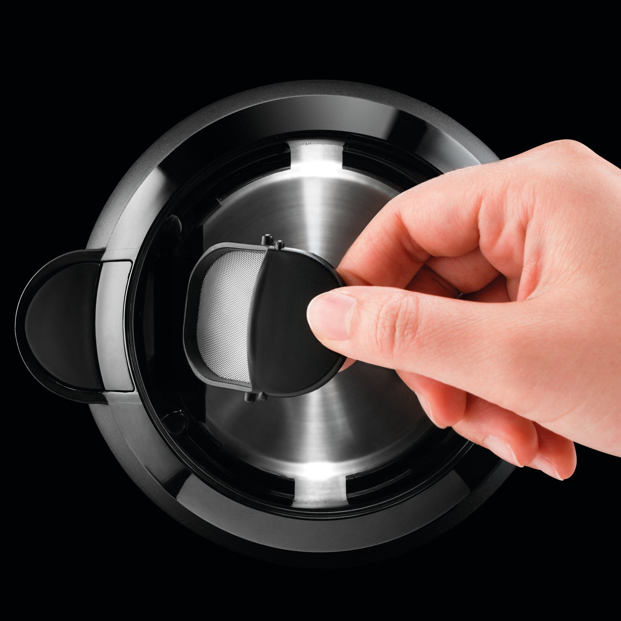 Tetera Krups Bw2448 Eléctrica 1,6 L Negro, Hervidor De Agua Negro, 1,6 L, Negro, Plástico, Indicador De Nivel De Agua, Filtrado