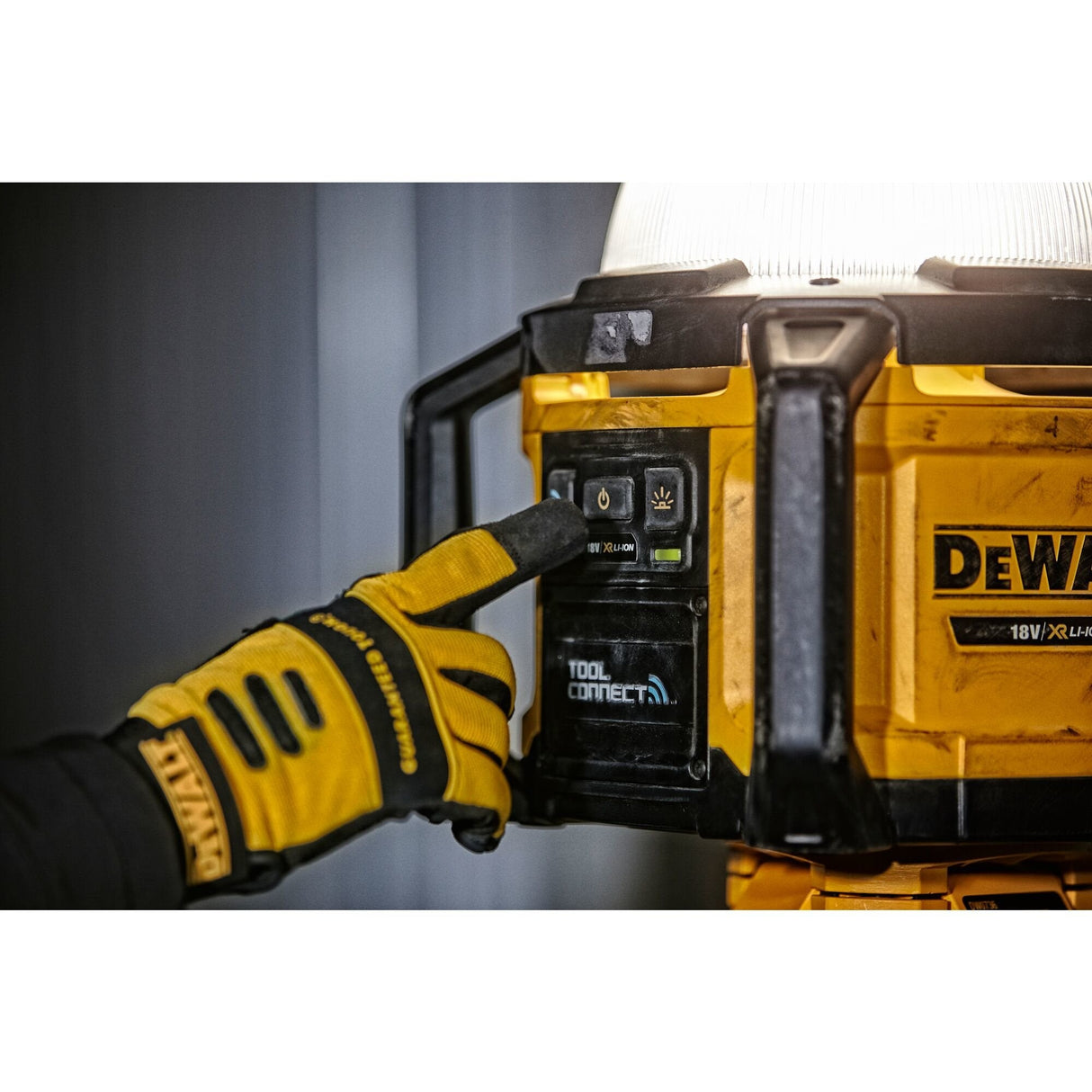 Foco De Construcción Dewalt Dcl074