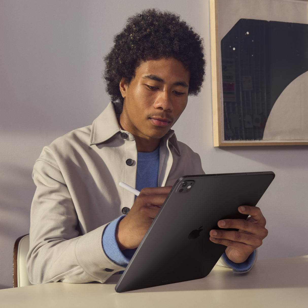 EAN 195949239380 - Apple iPad Pro Apple M 512 GB 33 cm (13") 8 GB Wi-Fi 6E (802.11ax) iPadOS 17 Plata imagen 4