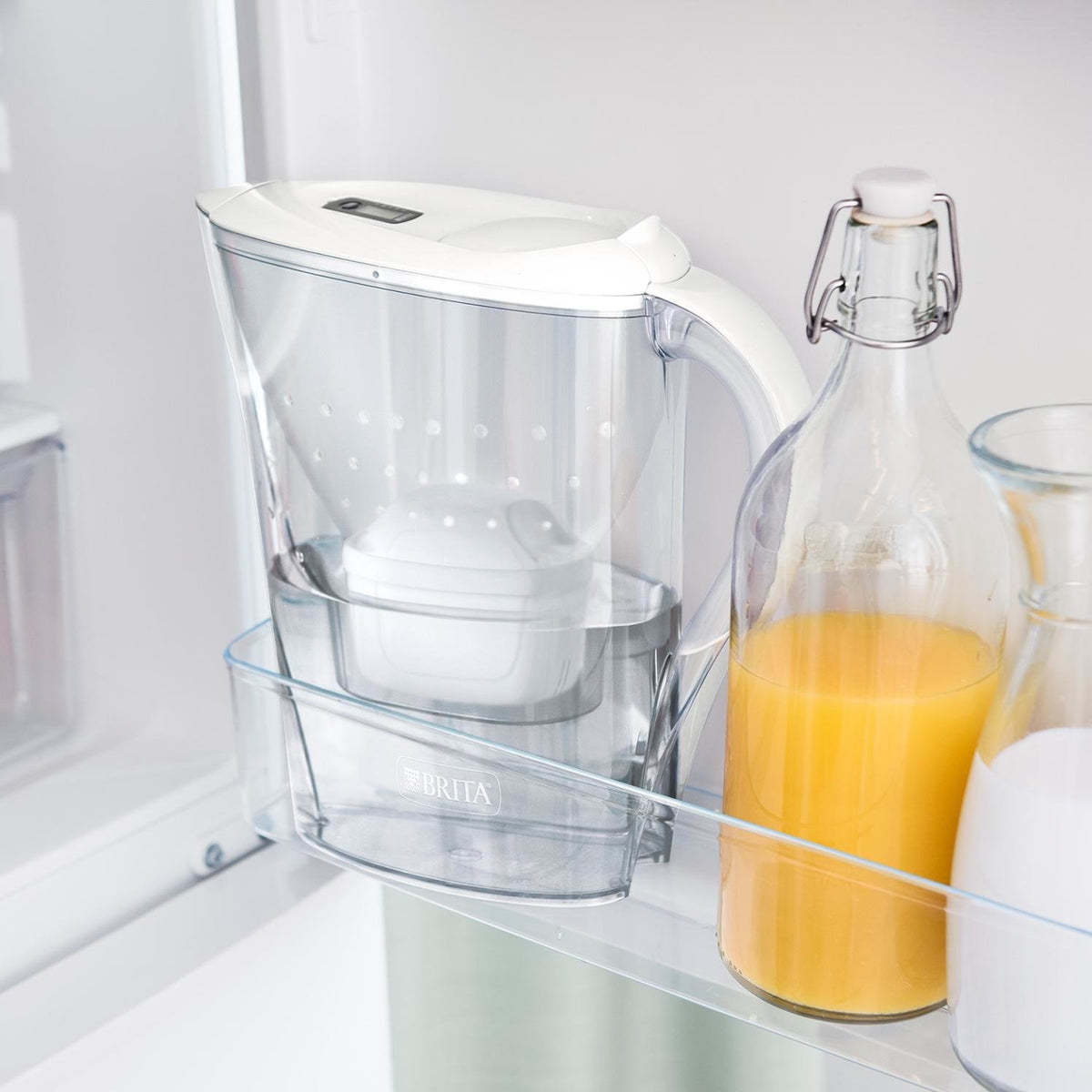 EAN 4006387130923 - Brita Marella Filtro de agua para jarra 2,4 L Transparente, Blanco imagen 3