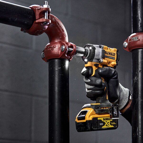 EAN 5035048743805 - DeWALT DCF922NT-XJ atornilladora de impacto con batería 1/2" 2500 RPM 406 Nm Negro, Amarillo 415 W 18 V imagen 8