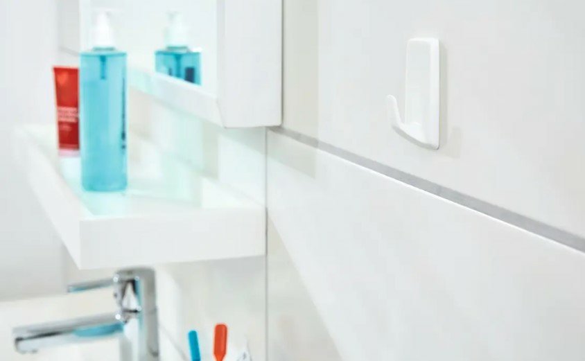 Tesa Powerstrips Interior Gancho Toallero Negro 2 Pieza