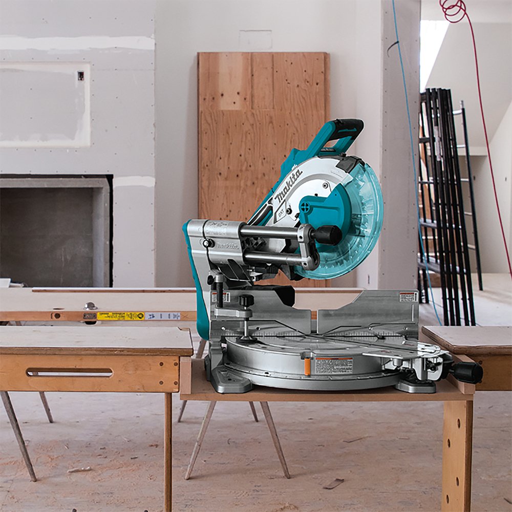 EAN 0088381879392 - Makita DLS211ZU sierra ingletadora 4400 RPM imagen 2