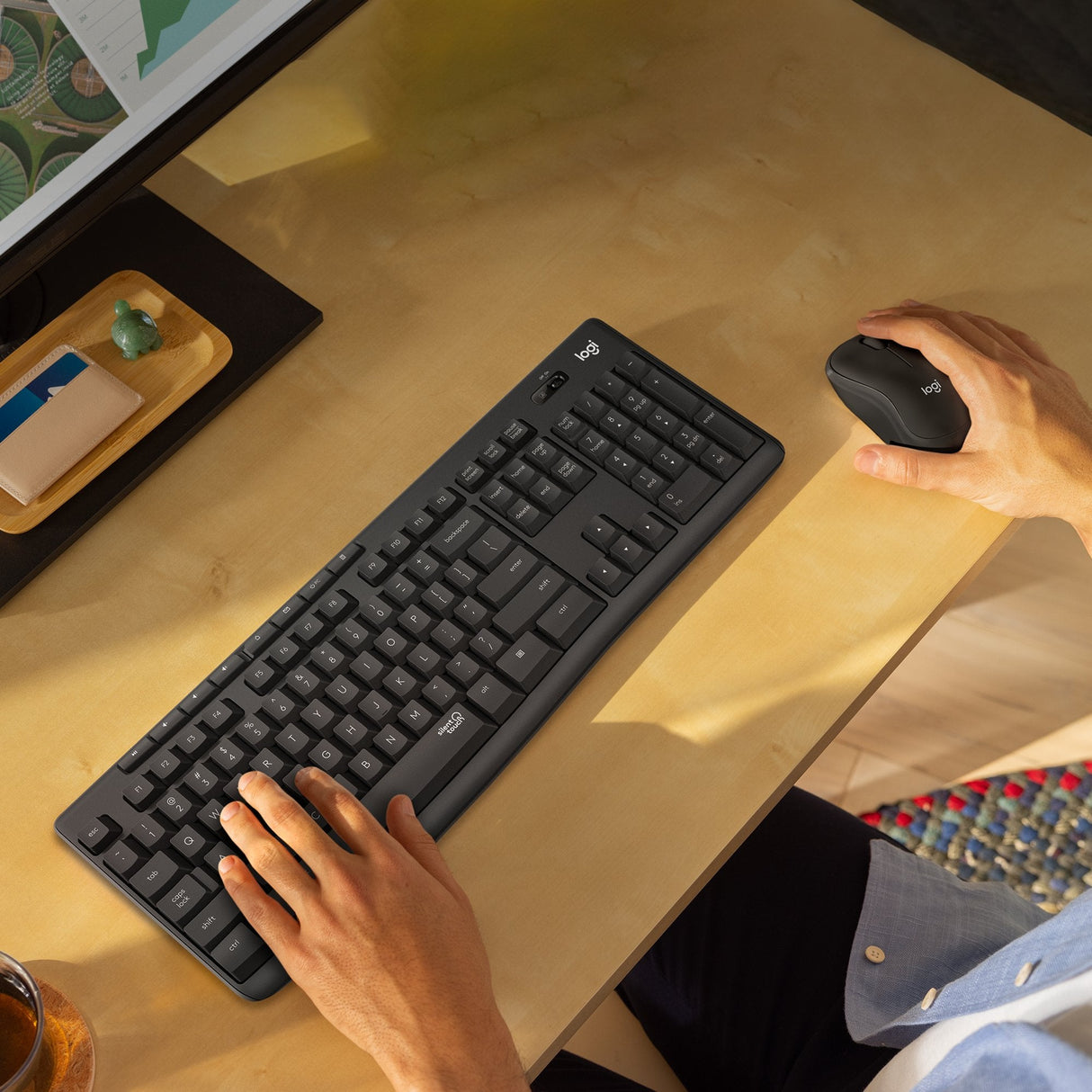 Mk295 Silent Wireless Combo