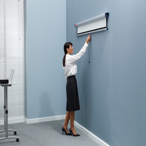 Nobo Pantalla Proyeccion Pared 2000x1513mm Blanca Mate 4:3 - Montaje En Pared O Techo - Carcasa Protectora - Alta