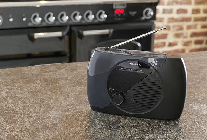 EAN 3499550387117 - Thomson RT350 radio Portátil Analógica Negro imagen 3