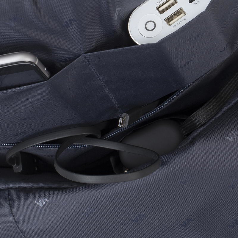 EAN 4260403571903 - Rivacase 7760 39,6 cm (15.6") Funda tipo mochila Rojo imagen 7