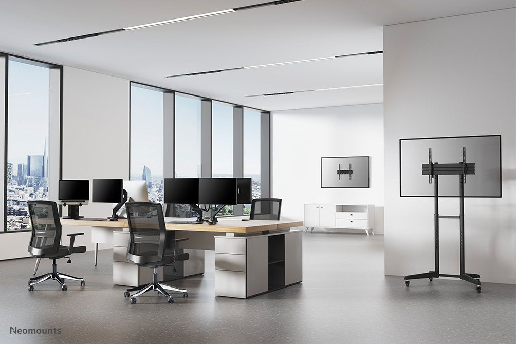 Pie Para Newstar Soporte Portatil De Hasta 16 "Max 5kg, Plegable, Plata / Negro.