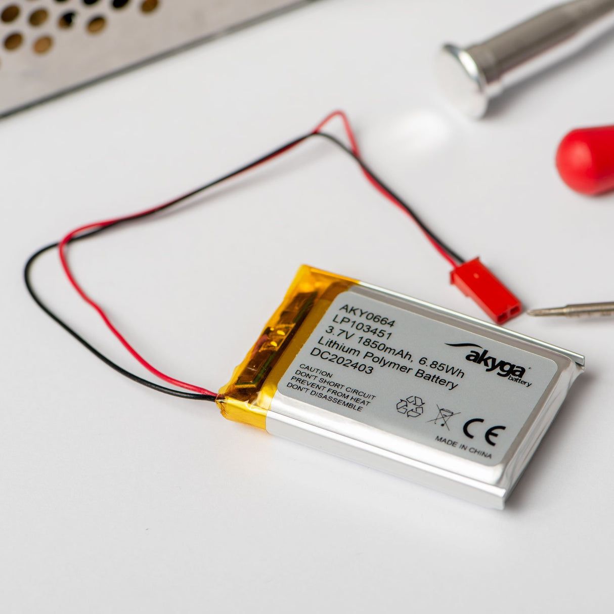 EAN 5906574243322 - Akyga AKY0384 recambio del teléfono móvil Batería Plata imagen 3