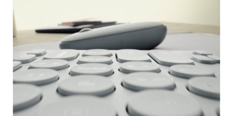 EAN 5099206115811 - Logitech 920-012203 teclado Ratón incluido Universal RF Wireless + Bluetooth QWERTZ Alemán Grafito imagen 5