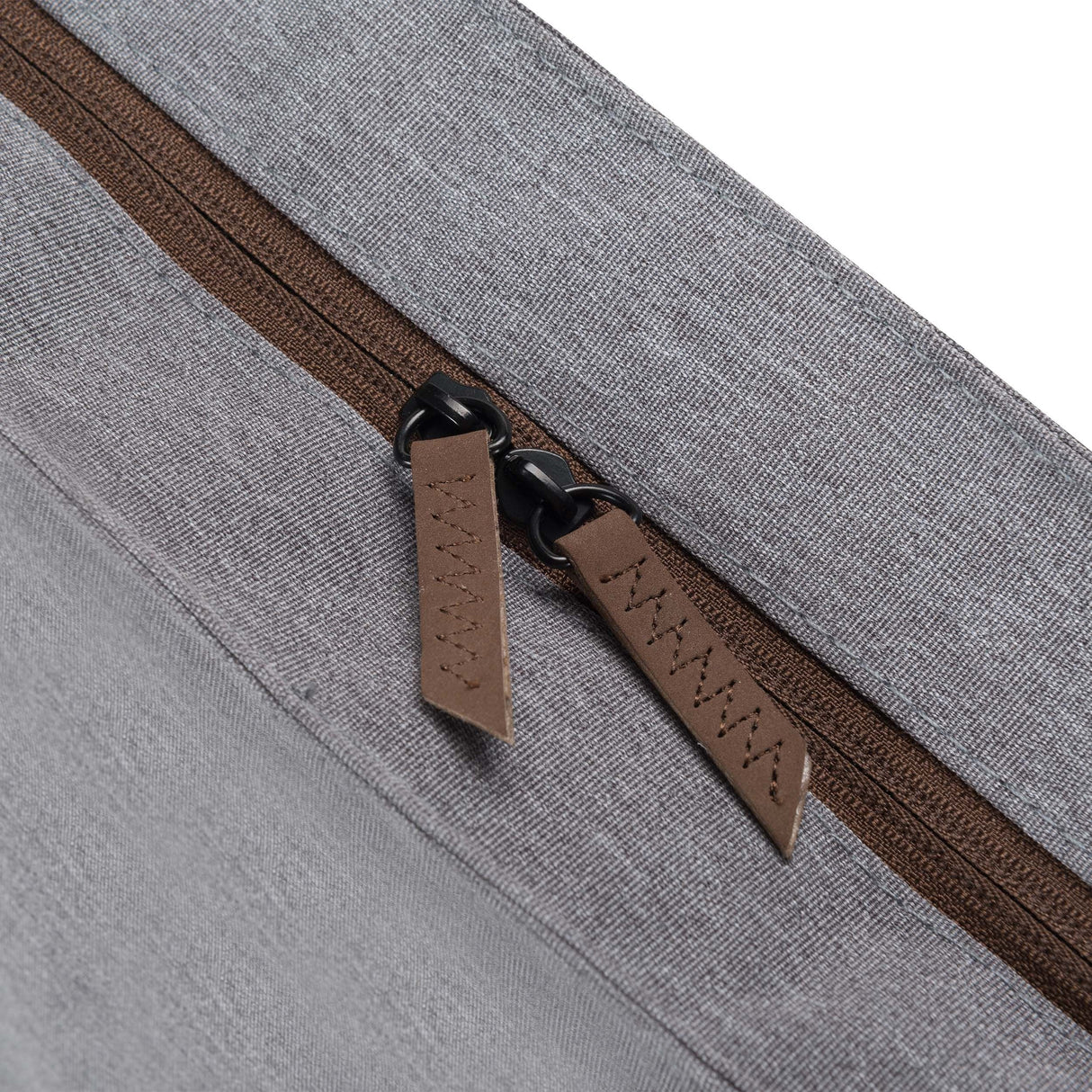 Bolso Dicota Shopper Eco Motion Gris, Hasta 35,8 Cm 14,1 Pulgadas