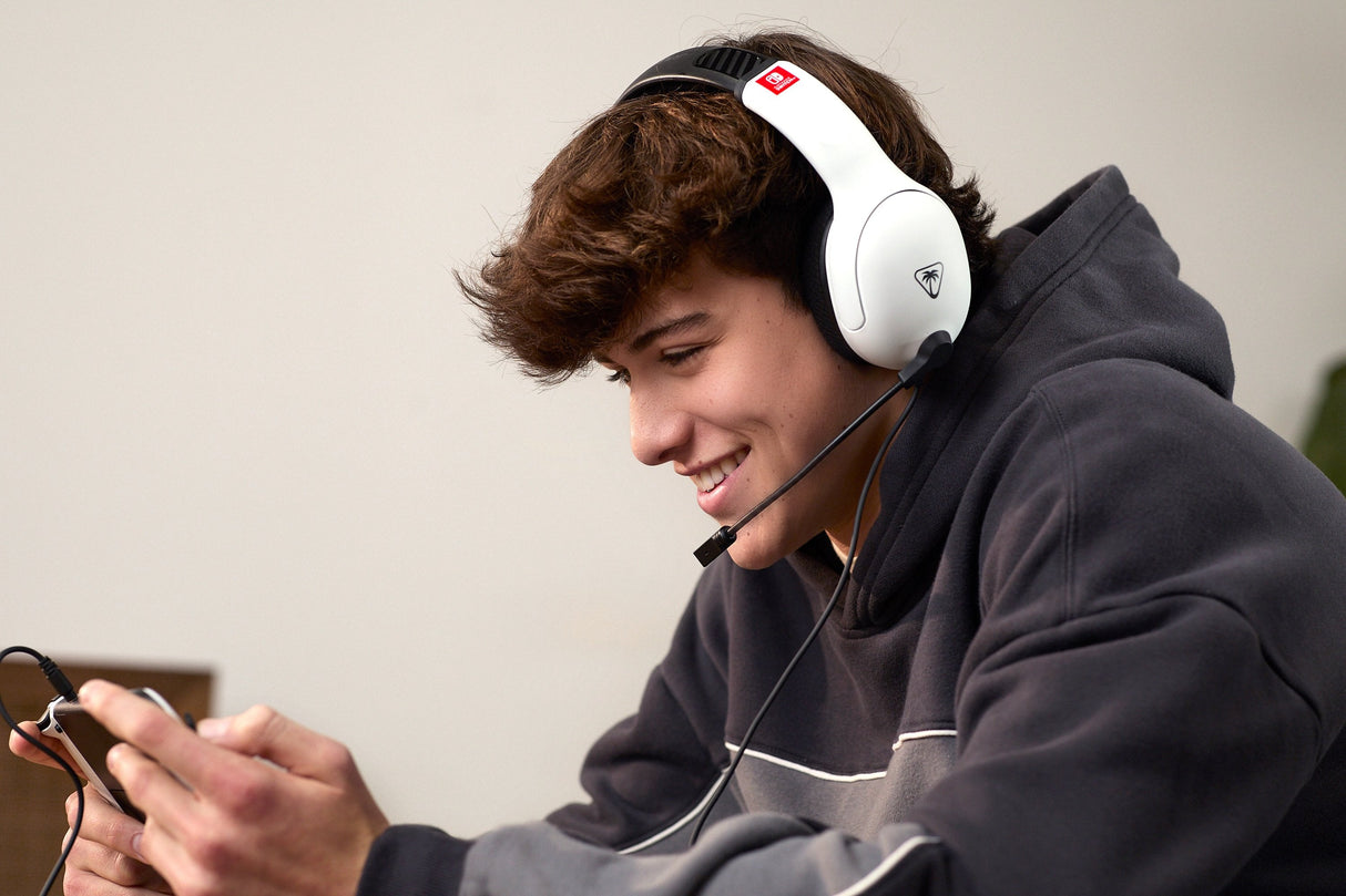 Auriculares Turtle Beach Airlite Fit Juego Negro, Blanco