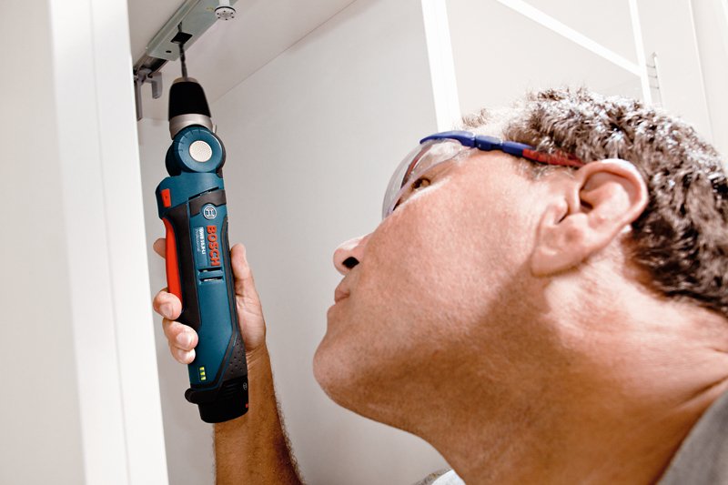 EAN 3165140773256 - Bosch 0601390909 Sin llave 1,2 kg Azul imagen 3