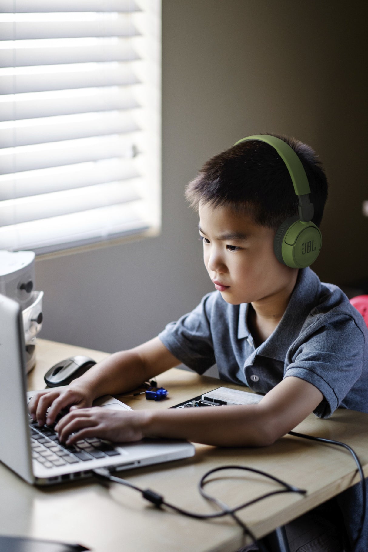 EAN 6925281976858 - JBL JR310 BT Auriculares Inalámbrico Diadema Música USB Tipo C Bluetooth Rojo imagen 12