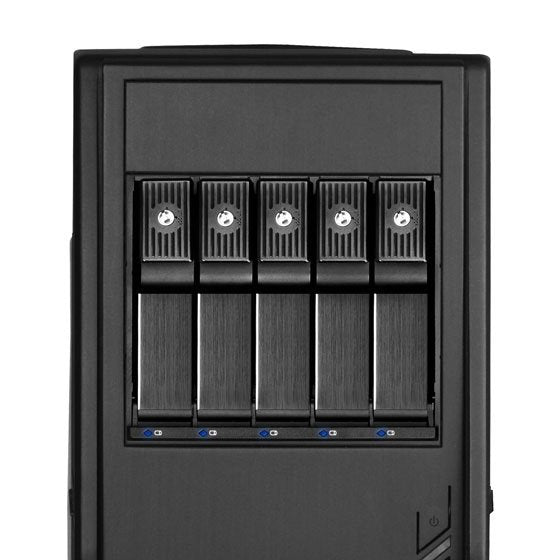 EAN 4710679814124 - Silverstone SST-FS305-12G unidad de disco multiple Negro imagen 7
