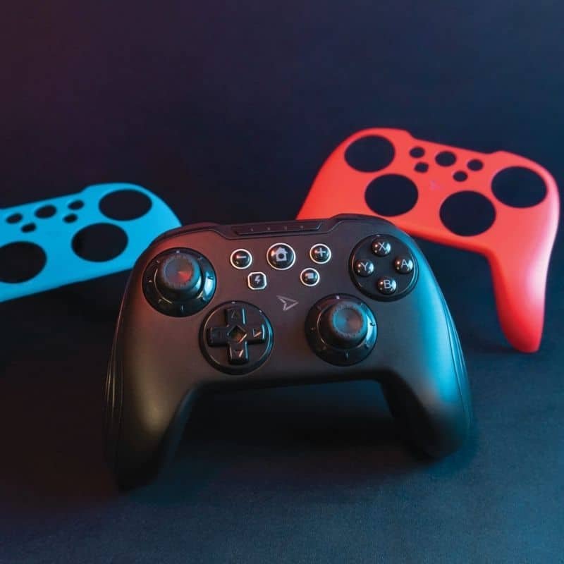 Steelplay Jvaswi00065 Mando Y Volante Negro, Azul, Rojo Gamepad Analógico Android, Nintendo Switch, Pc