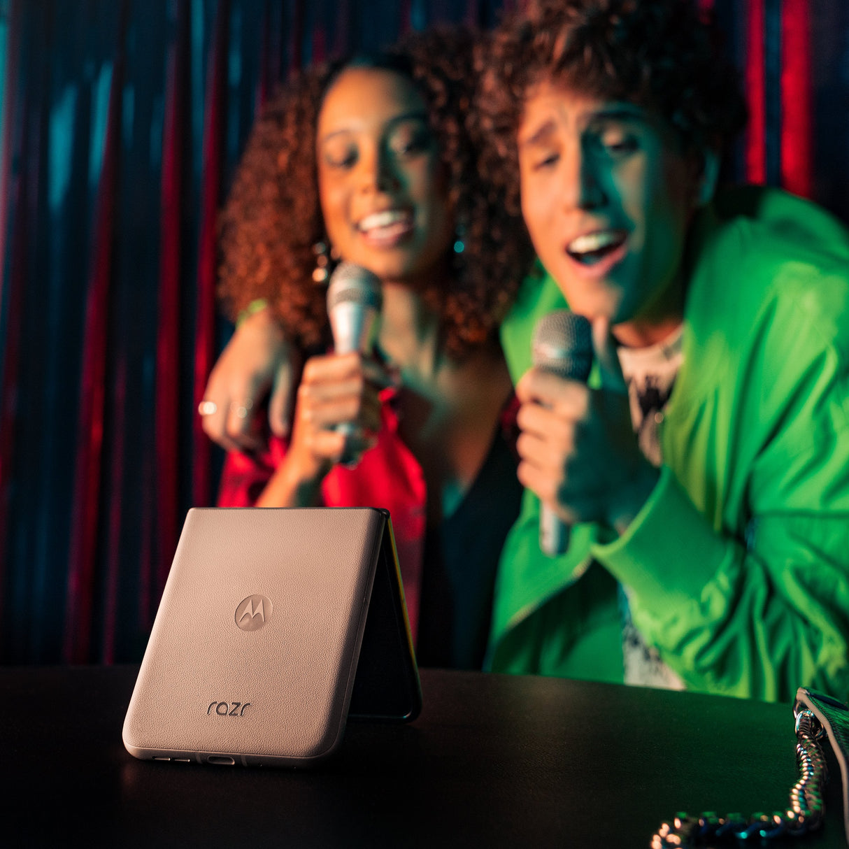 Smartphone Motorola Moto Razr 50 12g/256gb Beige