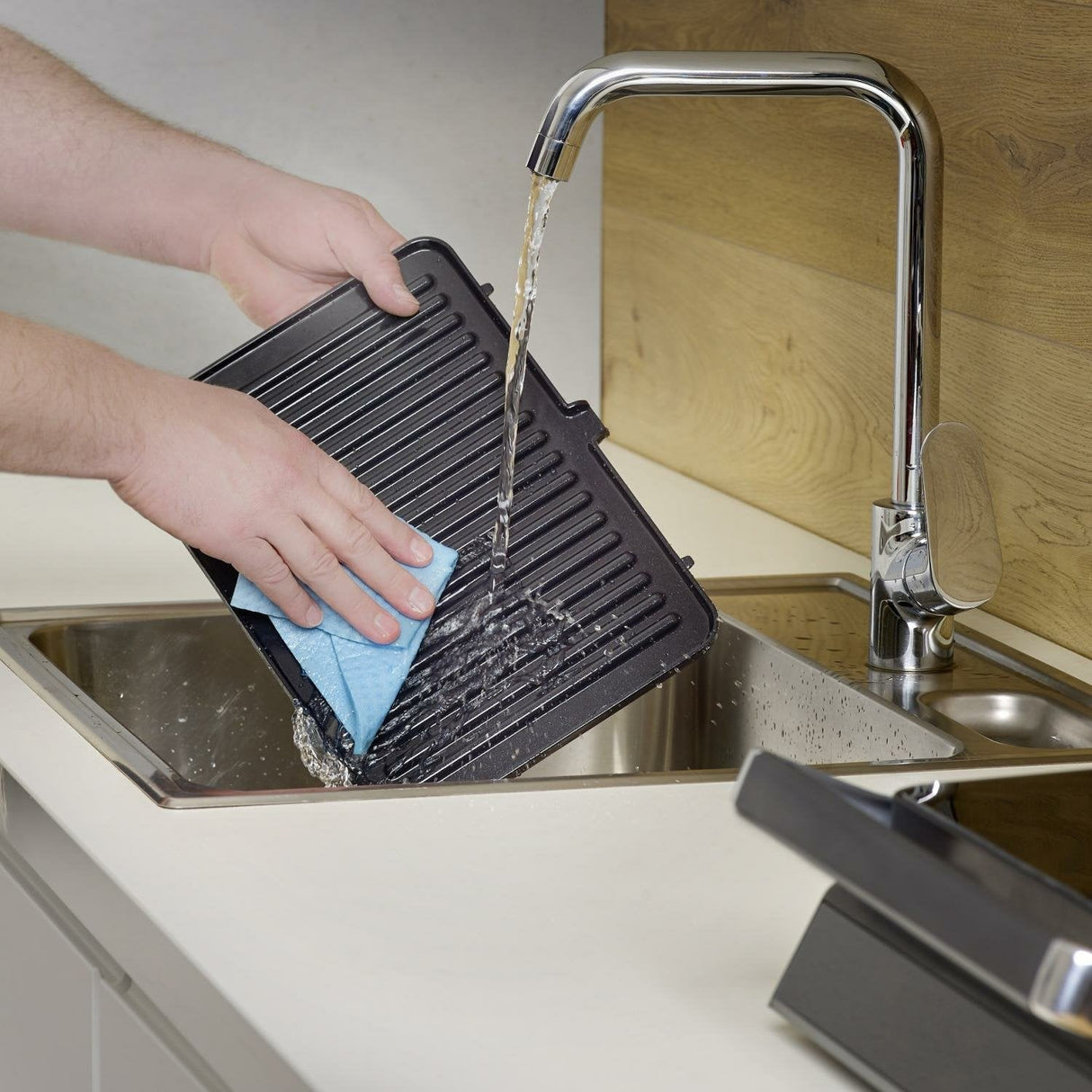 Parrilla De Contacto Severin Sevini Comfort, Kg 2399 Negro, 1.800 Vatios 4008146043994