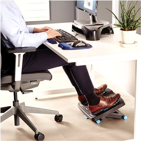 EAN 0043859675500 - Fellowes 8068001 soporte para el apoyo de pies Azul, Carbón vegetal, Gris imagen 6