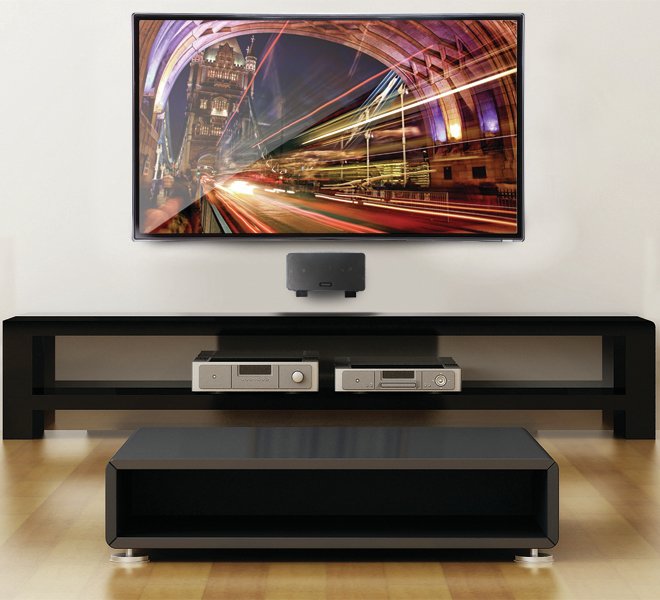 Centre Speaker Wall Mount Black.