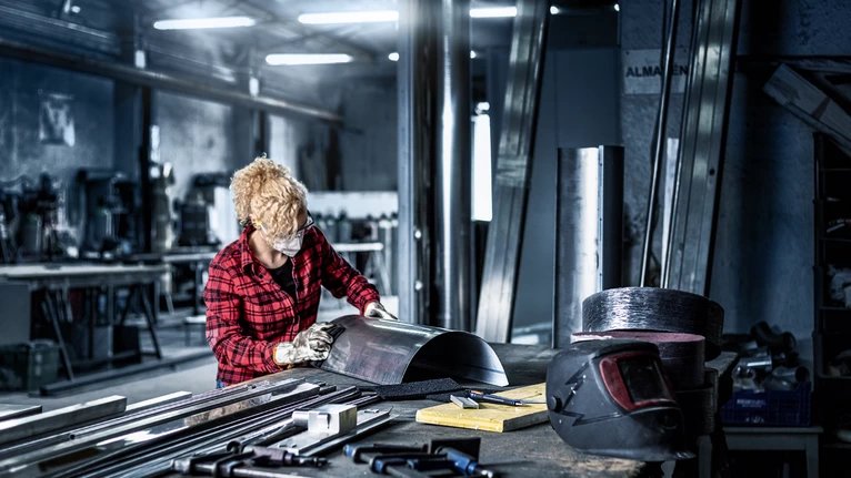 Bosch Professional Expert Disco De Lijado De Vellón N880 Medium A, 152x229 Mm, Hoja De Lijado Marrón Oscuro, Para Lijado A Mano 2608901214