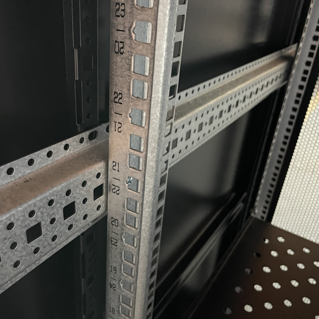 Armario Rack De Suelo 19 " Phasak Pro 42u Negro 600x800 Montado
