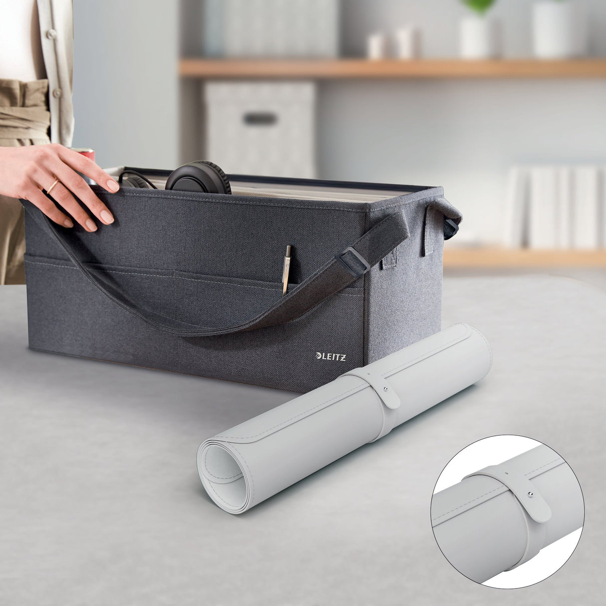 EAN 4002432141852 - Leitz 53820085 protector de escritorio Cloruro de polivinilo (PVC) Gris imagen 3