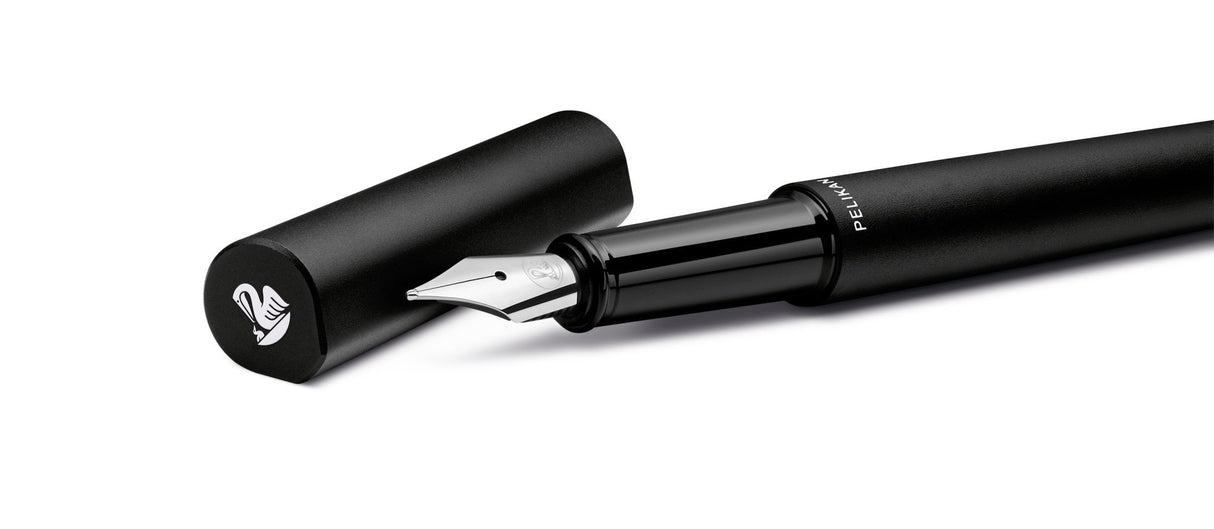EAN 4012700823595 - Pelikan 823593 pluma estilográfica Sistema de carga por cartucho Negro 1 pieza(s) imagen 2