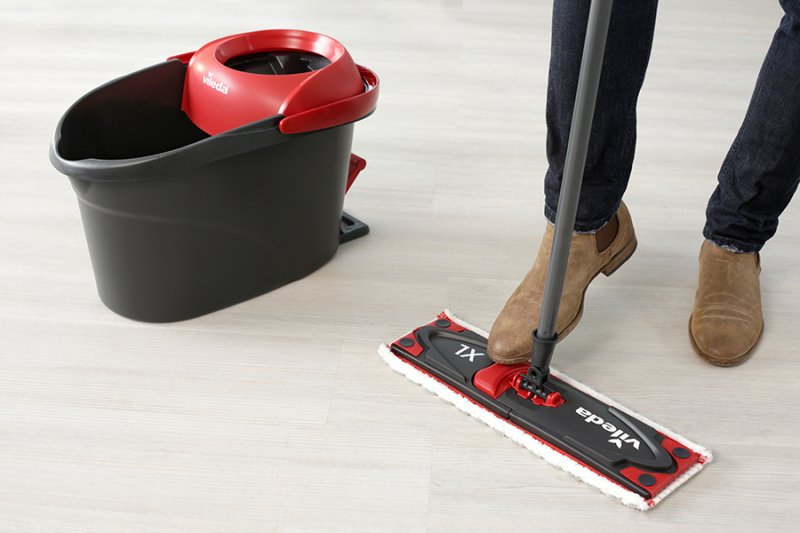 EAN 4023103212213 - Vileda Ultramat Turbo XL fregona Seca y húmeda Microfibra Negro, Rojo imagen 9