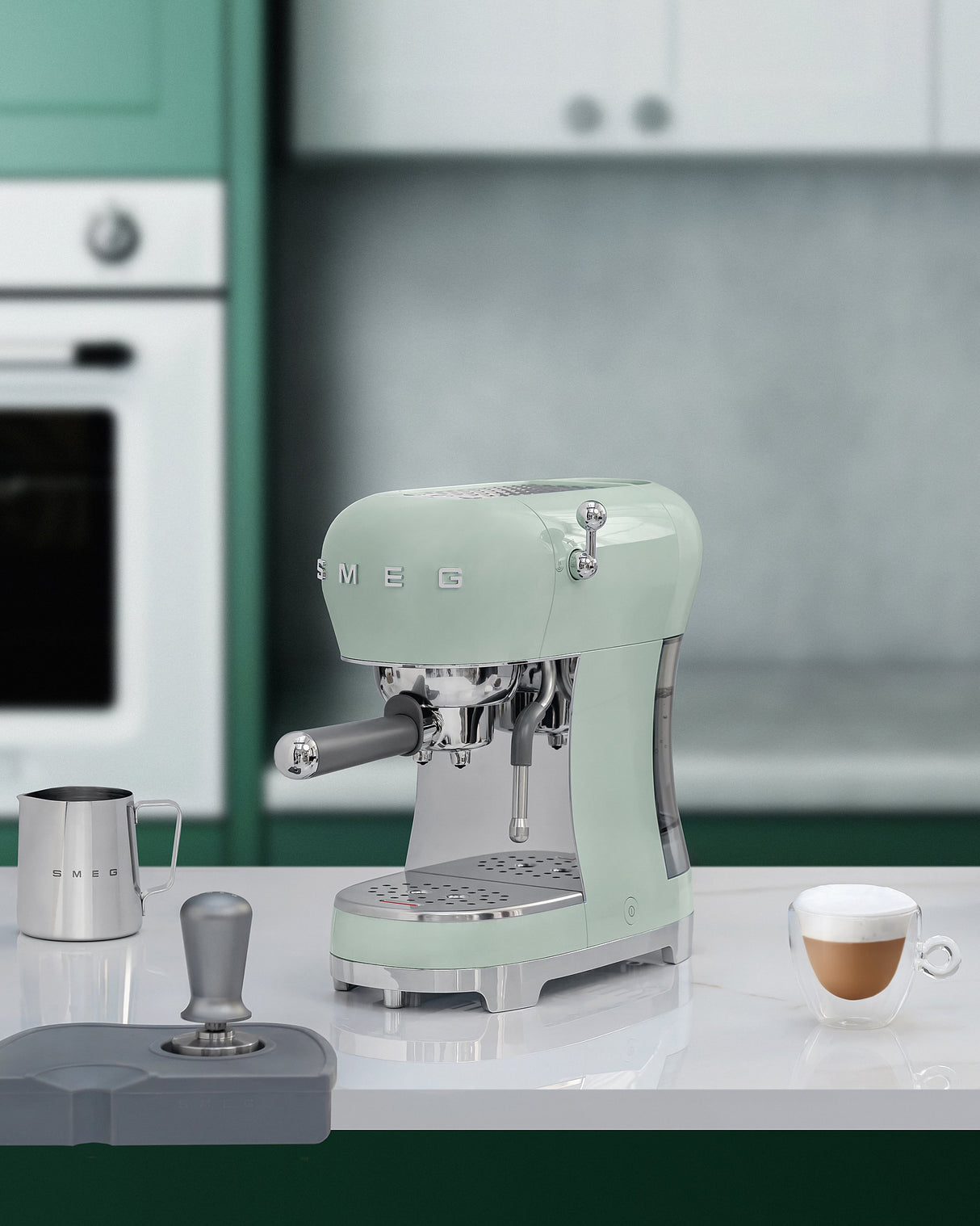 EAN 8017709324780 - Smeg ECF02PGEU cafetera eléctrica Manual Máquina espresso 1,1 L imagen 12
