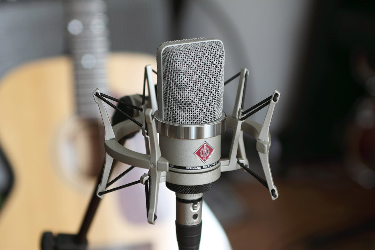 Neumann Tlm 102 Ni Studio Set - Mikrofon Pojemnosciowy, Wielkomembranowy Z Uchwytem Przeciwwstrzasowym, Nikiel