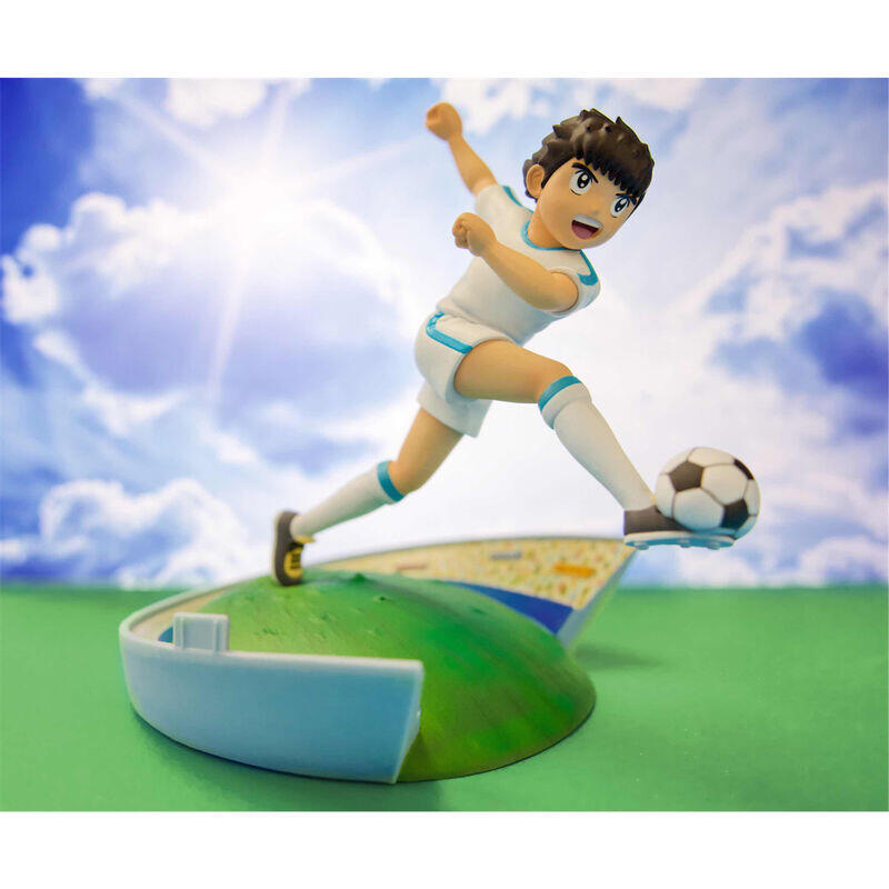 Figura Capitan Oliver Atom Campeones Oliver Y Benji 16cm