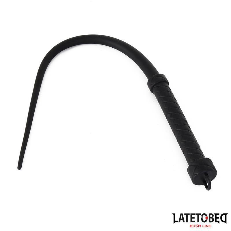 Látigo De Silicona Negro 63.5cm