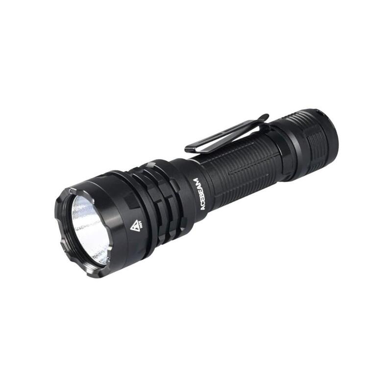 Linterna Negra Acebeam P17