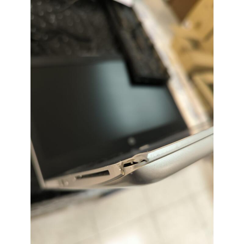 Portatil Reacondicionado Hp Probook 640 G4 I5-8350u 8gb 256gb-Ssd 14" W11 Pro Instalado Español Taras Estéticas Leves 1 Año De Garantia