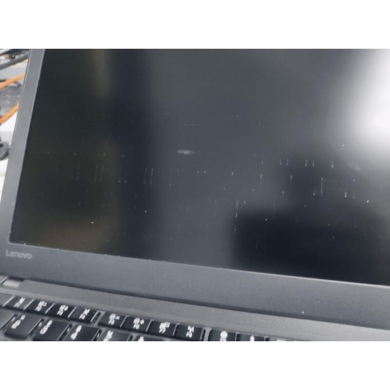 Portatil Reacondicionado Lenovo Thinkpad X270 12.5"Fhd I5-7300u 8gb Ram 256 Gb Ssd W11pro Instalado Teclado Italiano Taras Estéticas 1 Año De Garantia