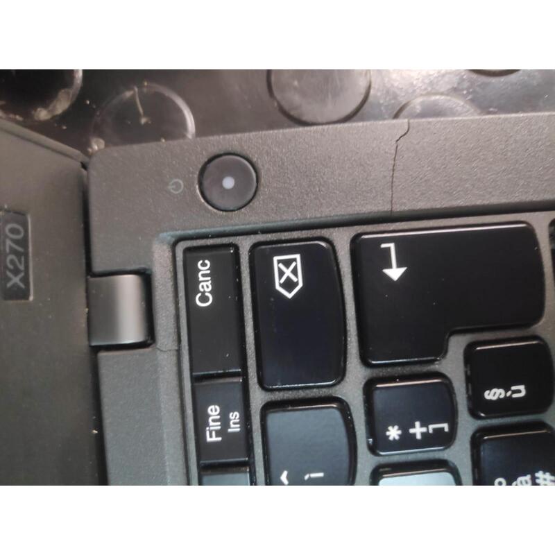 Portatil Reacondicionado Lenovo Thinkpad X270 12.5"Fhd I5-7300u 8gb Ram 256 Gb Ssd W11pro Instalado Teclado Italiano Taras Estéticas 1 Año De Garantia