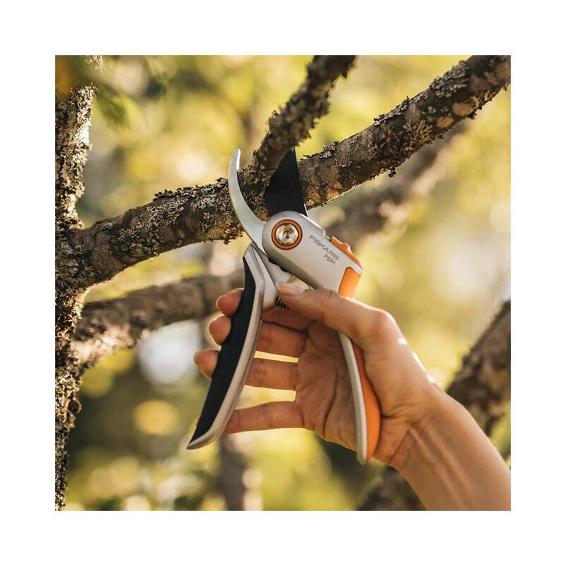 Tijeras De Podar Fiskars Plus Metal P531 Naranja/Negro 1057168