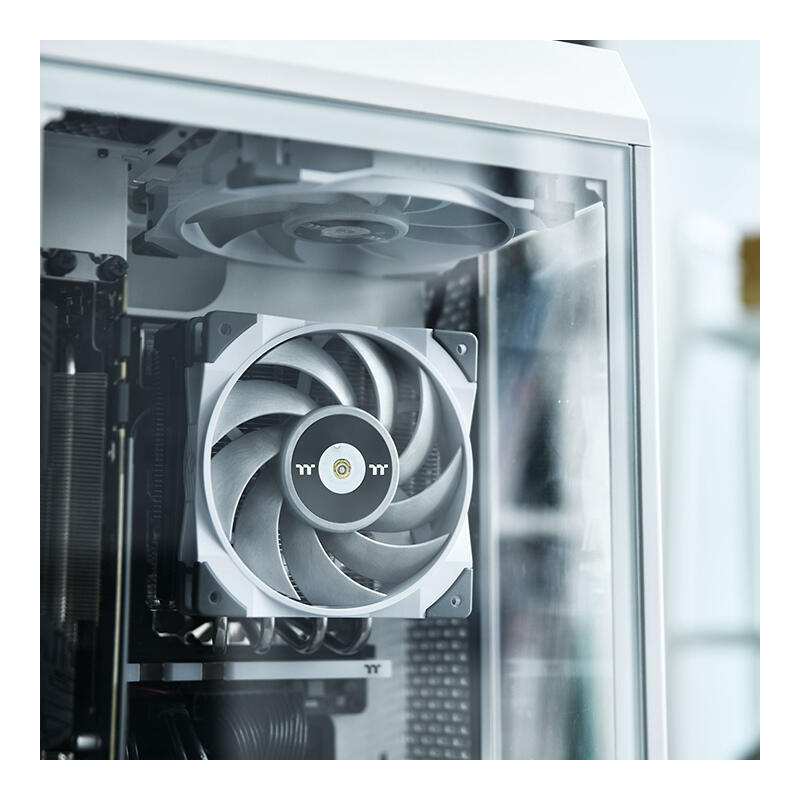 Ventilador Thermaltake Tt Toughfan 12 Pwm 120x120x25mm Cl-F117-Pl12wt-A