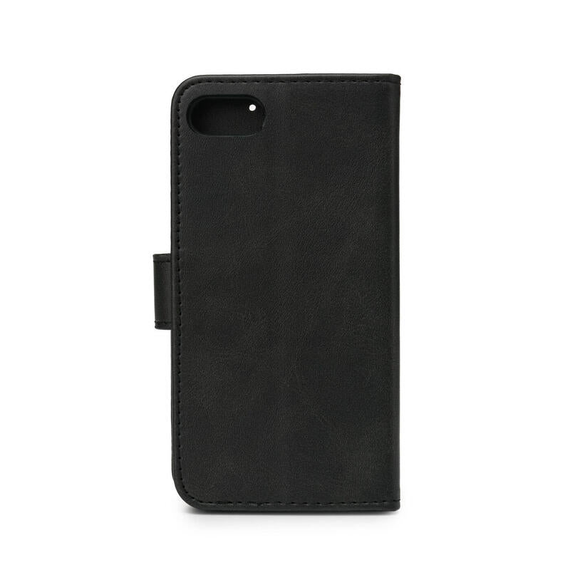 Wales Iphone 17 Wallet Cover. Black. Material: 100% Plastic
