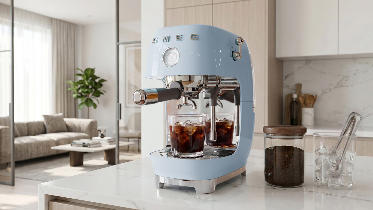 EAN 8017709349479 - Smeg ECF03CREU cafetera eléctrica Semi-automática Máquina espresso 1,4 L imagen 17