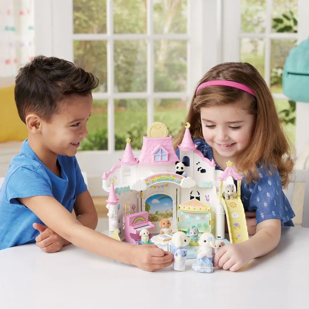 Epoch Sylvanian Families - Erlebniskindergarten "Sonnenschloss" 5743