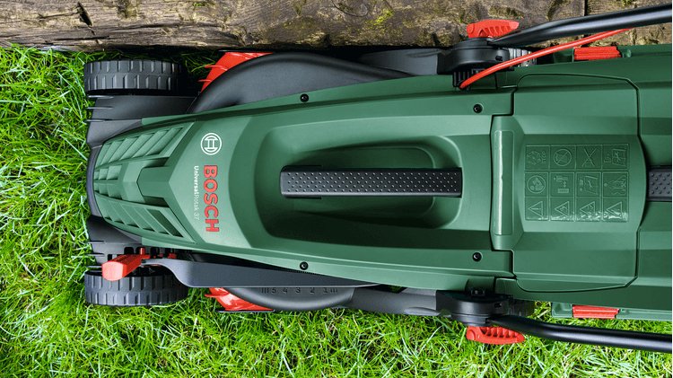 EAN 4053423322064 - Bosch UniversalRotak 37-550 Cortacésped de empuje a gasolina Corriente alterna Verde imagen 5