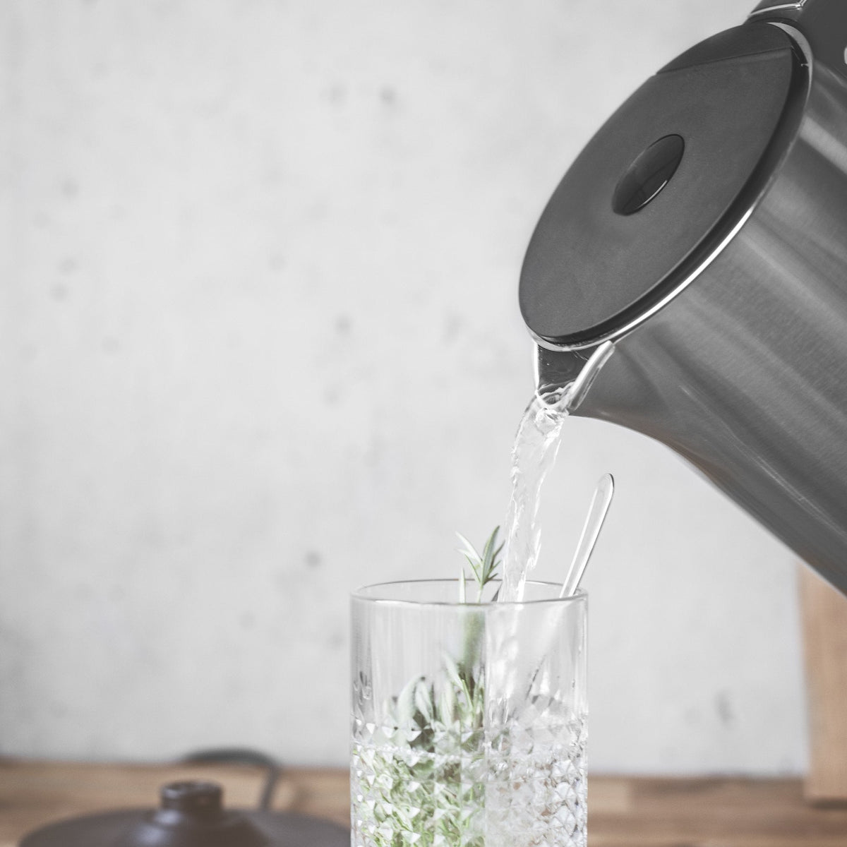 Gastroback 42436 Hervidor De Agua De Diseño Cool Touch